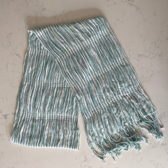Lightweight Striped Scarf w Rustic Fringed Ends Soft Pastel Green + White OS - Picture 6 of 9